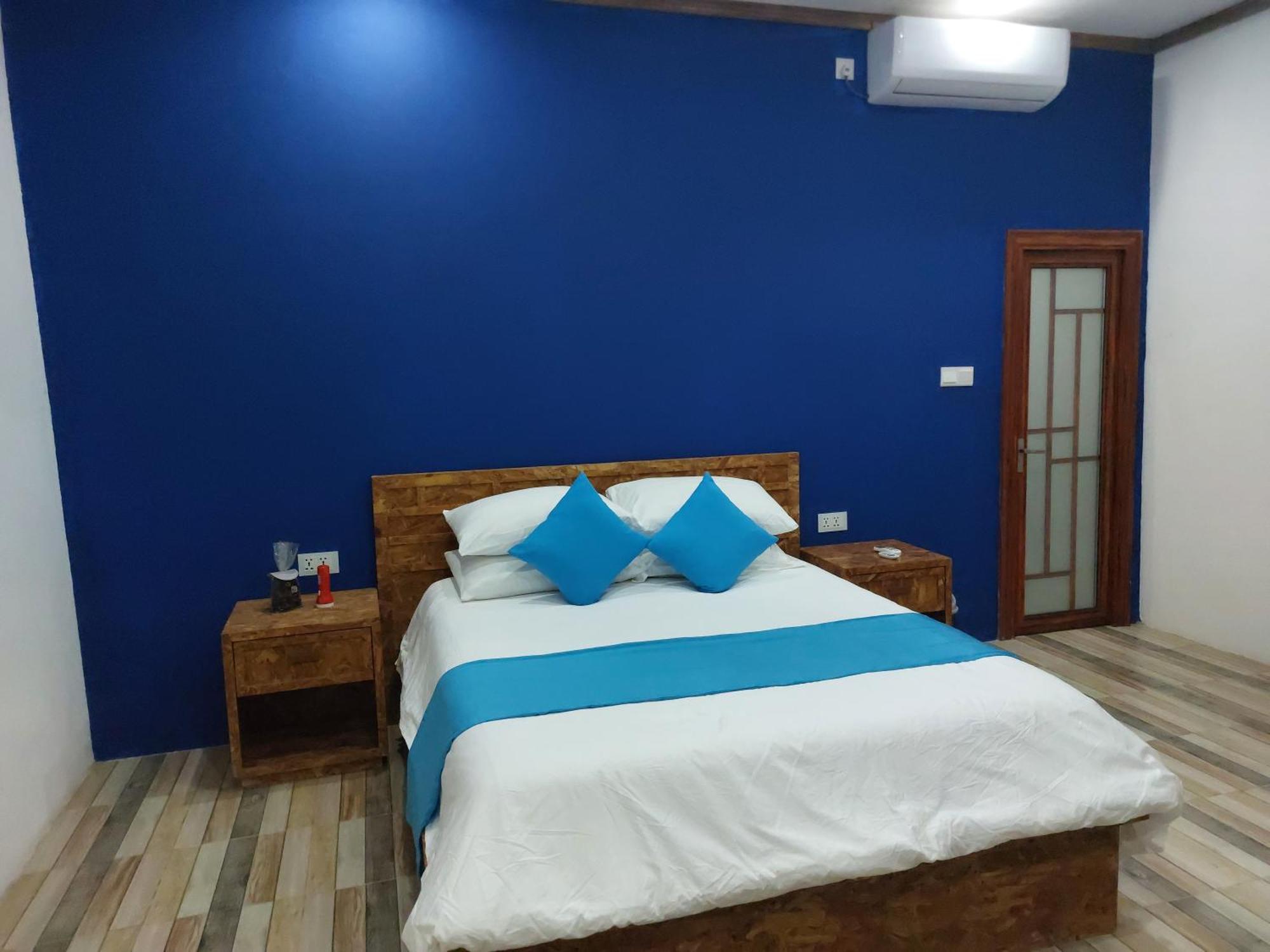 Emzaz Blue Lagoon Ugoofaaru Exterior photo